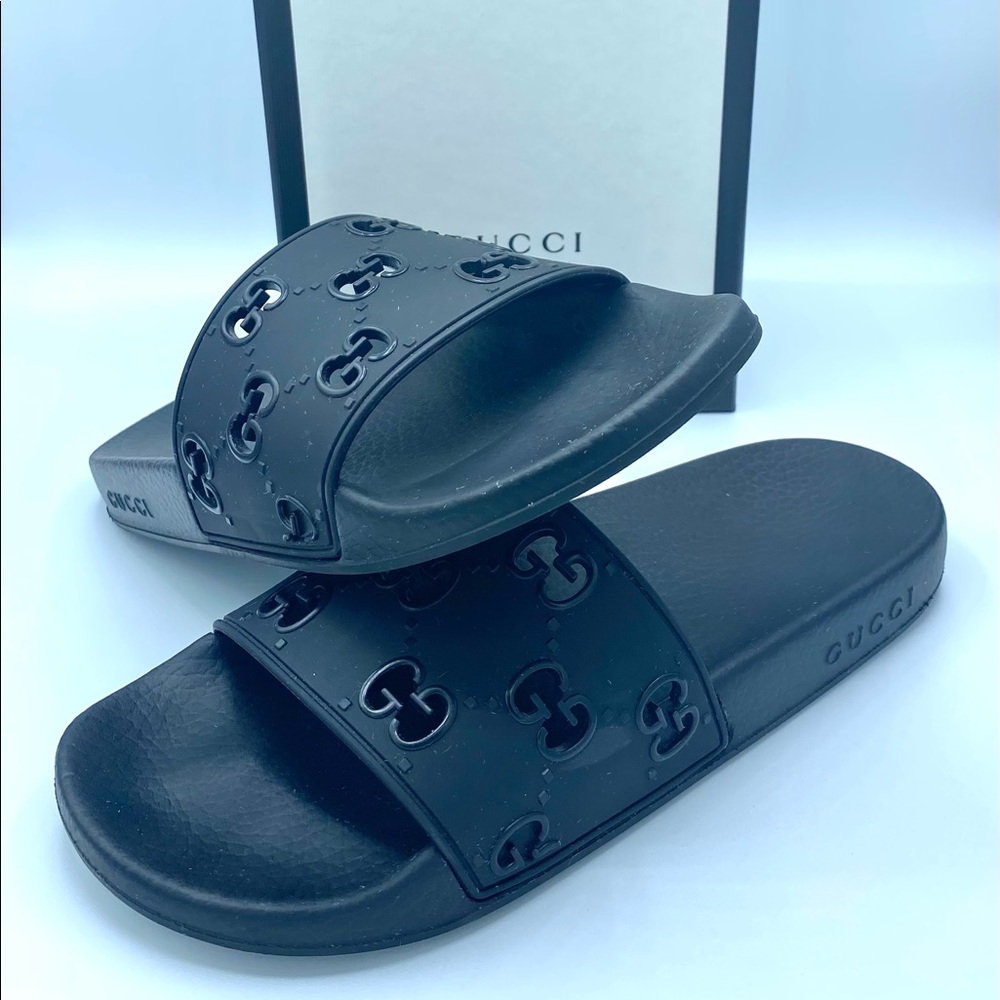 Gucci Women’s Rubber Pursuit G Slides